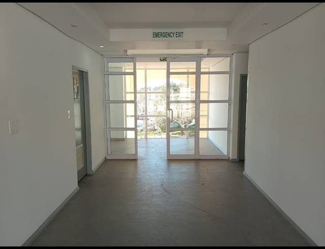 2,415M² BUILDING TO LET IN BRYANSTON
